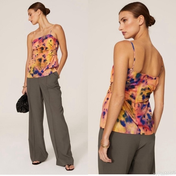 Rokh Gathered Waist Tank - Picture 1 of 7